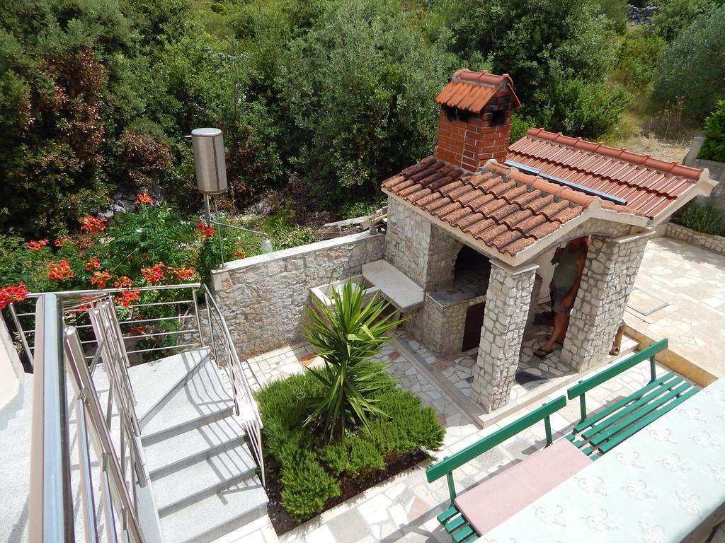 Apartments Nedjeljka Ražanj Стая снимка