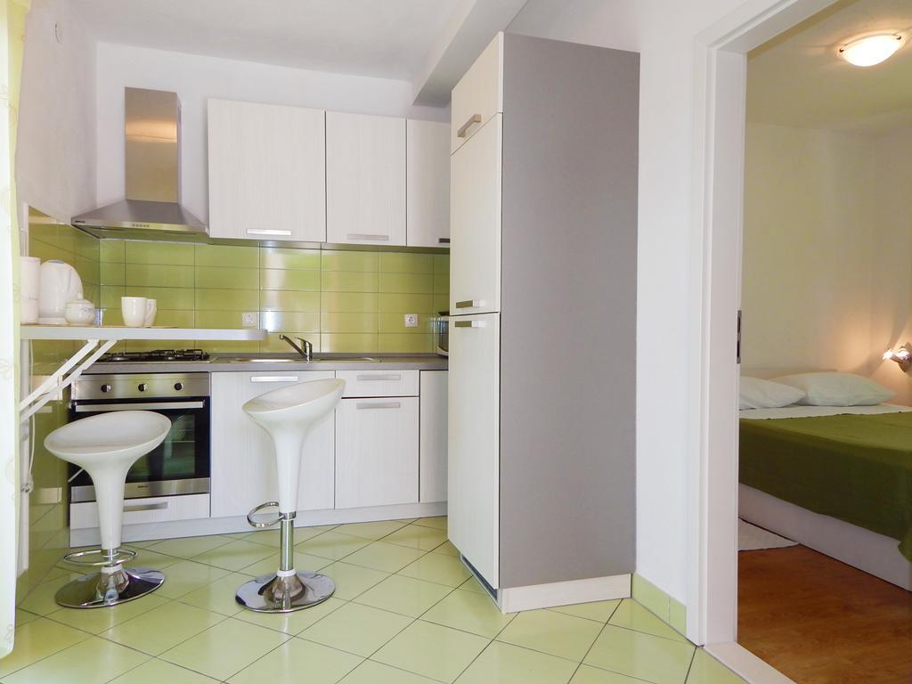Apartments Nedjeljka Ražanj Стая снимка